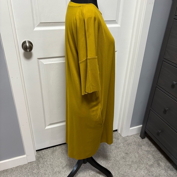 Minimum Dress - Picture 3 of 7